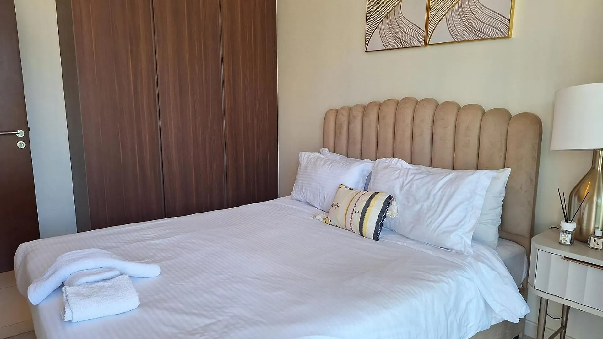 Burj Khalifa View! Modern 2Br In Dubai'S Business Bay Apartment