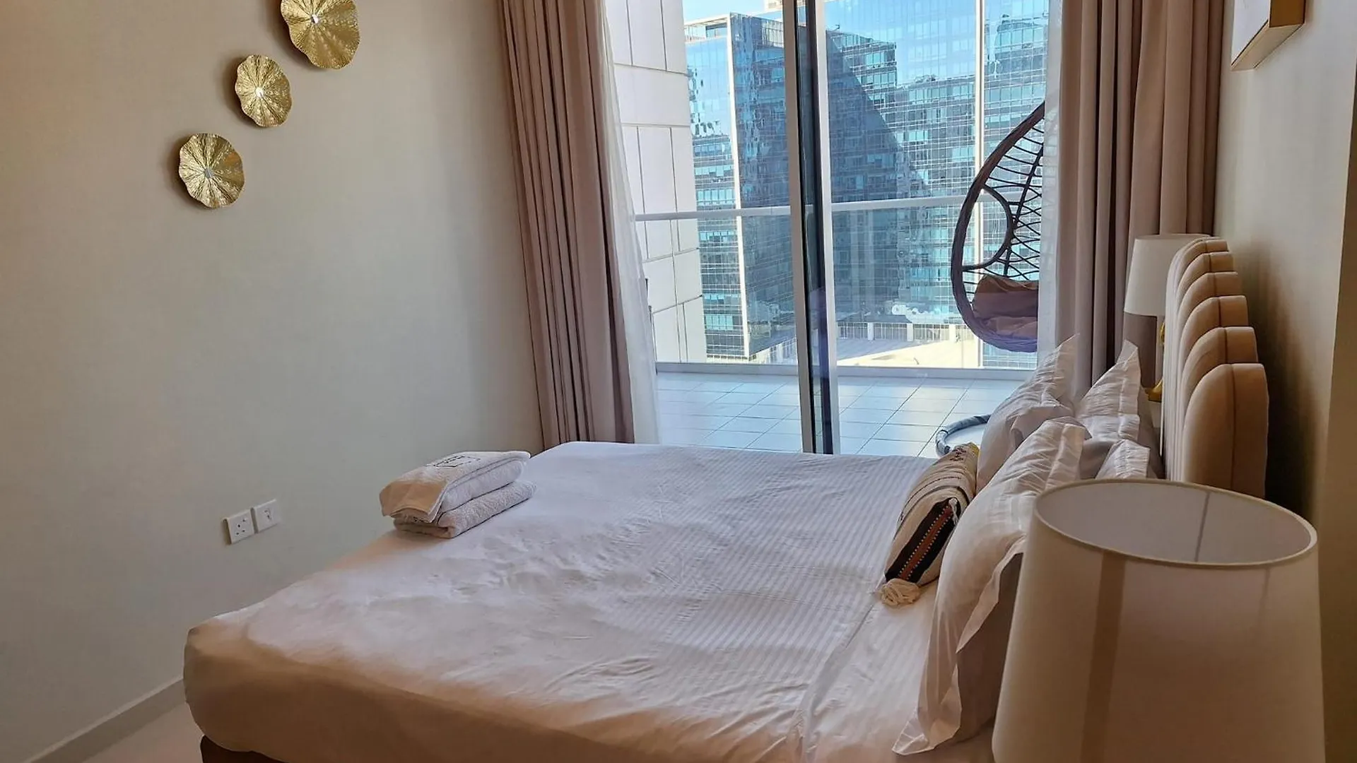 Burj Khalifa View! Modern 2Br In Dubai'S Business Bay Apartment